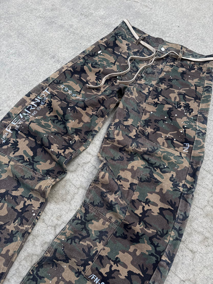 (PRE-MADE) FEARNOT CAMO CANVAS PANTS