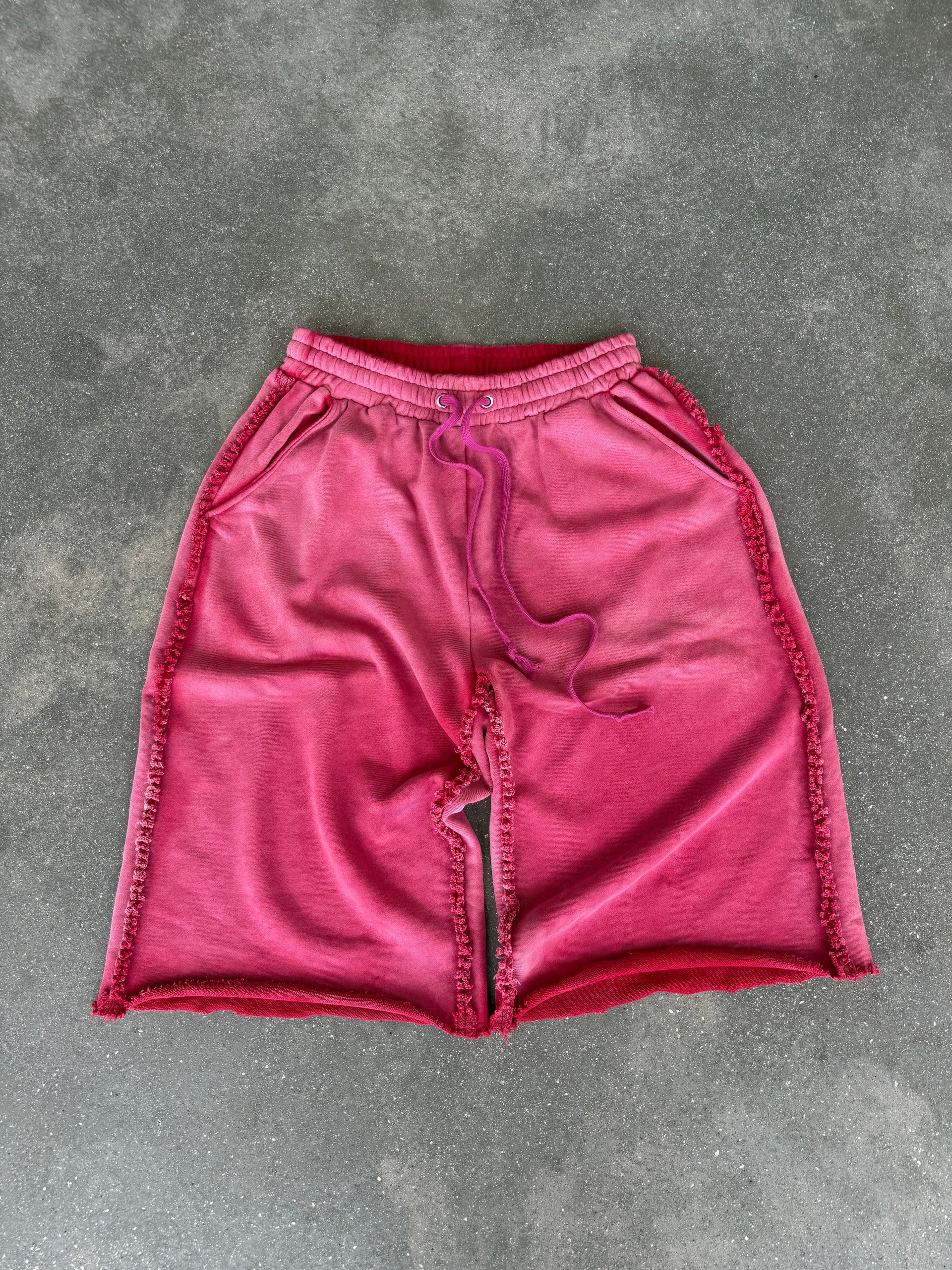 SHORTS (EMBER RED)