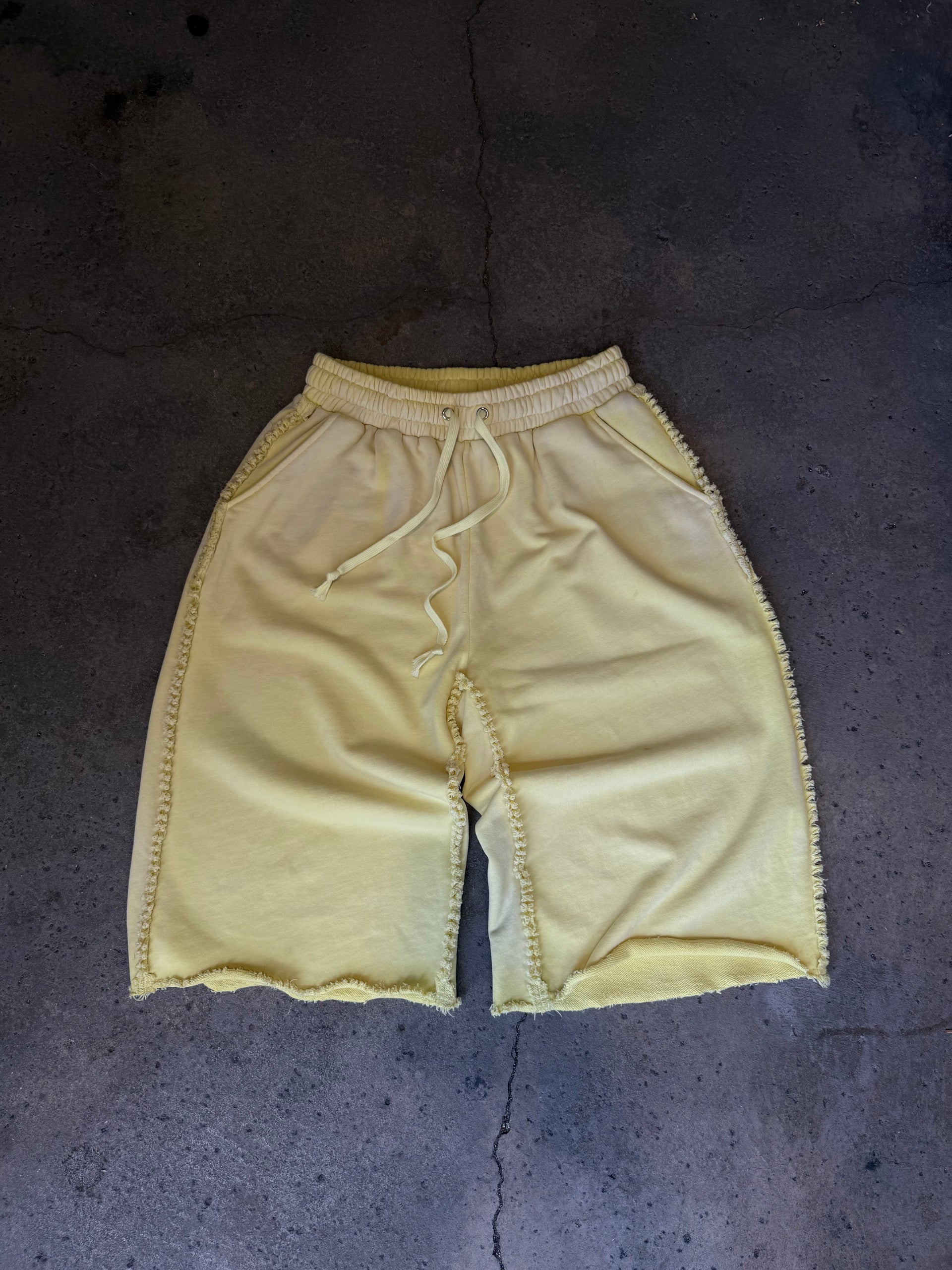 SHORTS (BUTTER YELLOW)